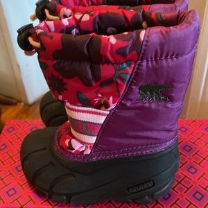 Brand new SOREL snow boots